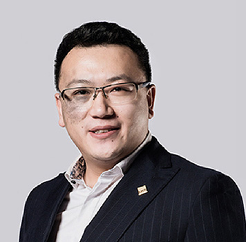 Yichao Li