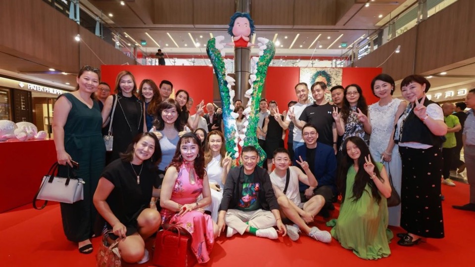 Jia Wei KK &quot;Like Flowers in the Wild&quot; Singapore&#039;s first exhibition grand opening