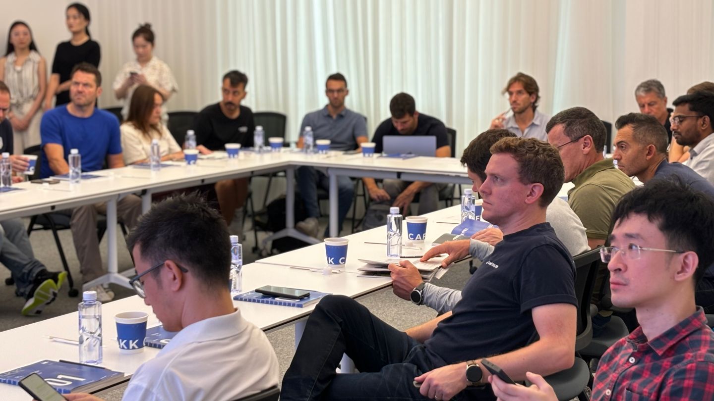 Decathlon visits LKK Design-Discussing cooperation