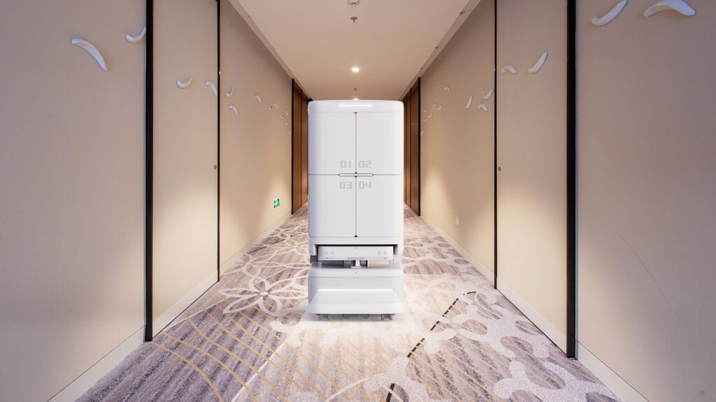 Hotel Service Robot Design (5)