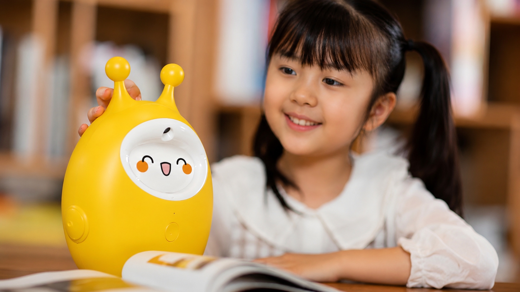 MaGee AI Reading Robot